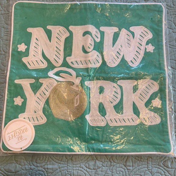 Pottery Barn Teen Other - NWT Pottery Barn Teen Turquoise White Pillow Cover New York